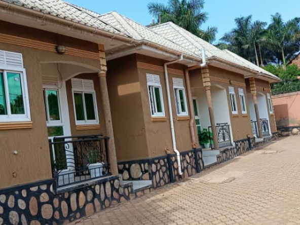 6 units with 2 bedroom for sale in Kisaasi